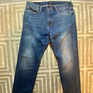 Lucky Brand 221 straight Jeans size 34/30